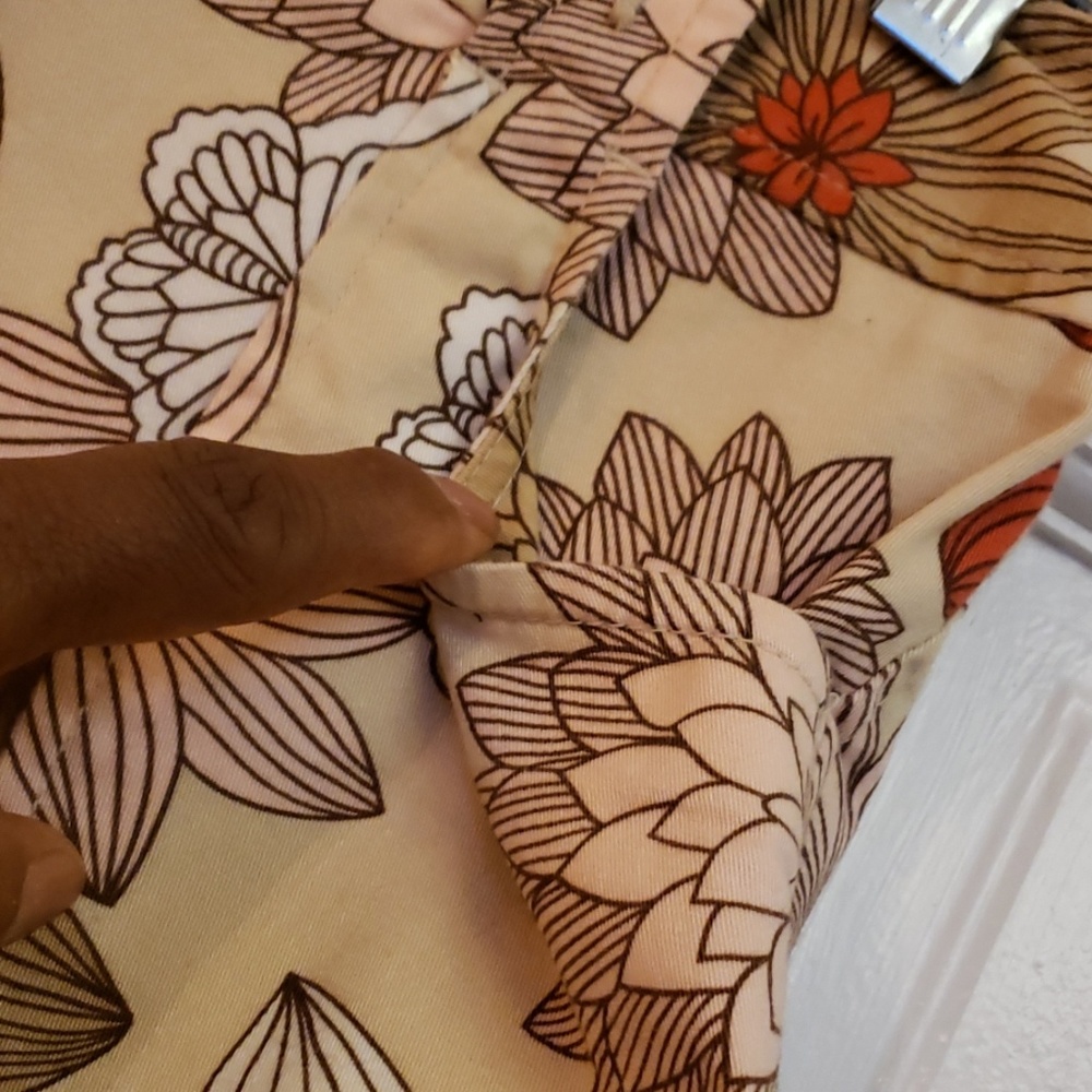 Ann Taylor LOFT Floral Pants Size 4 - Picture 4 of 8
